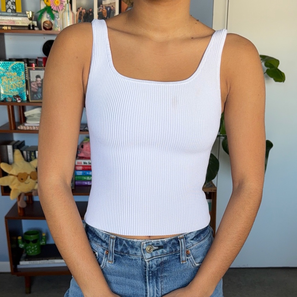 Aritzia White Ribbed Tank Top